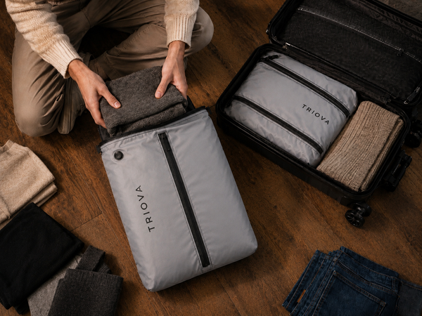 ① Einpacken & komprimieren